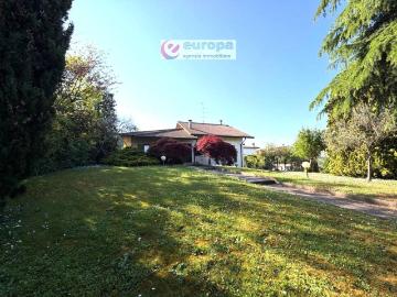 Casa indipendente in vendita a Altavilla Vicentina VI