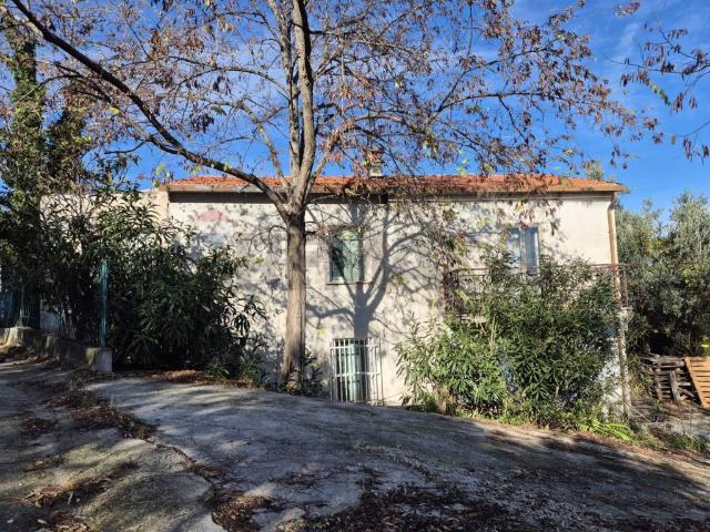 Casa indipendente in vendita a Altino CH