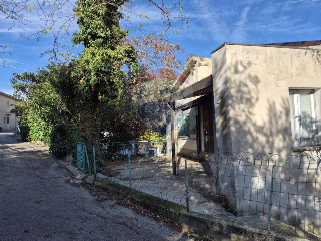 Casa indipendente in vendita a Altino