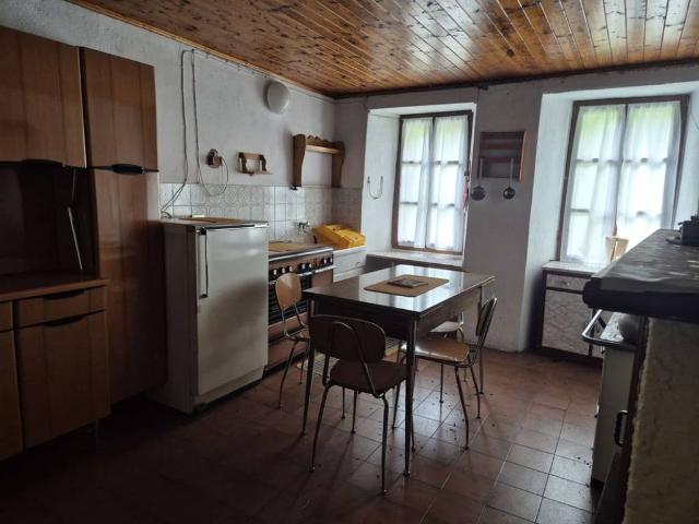 Casa indipendente in vendita a Alto Sermenza VC