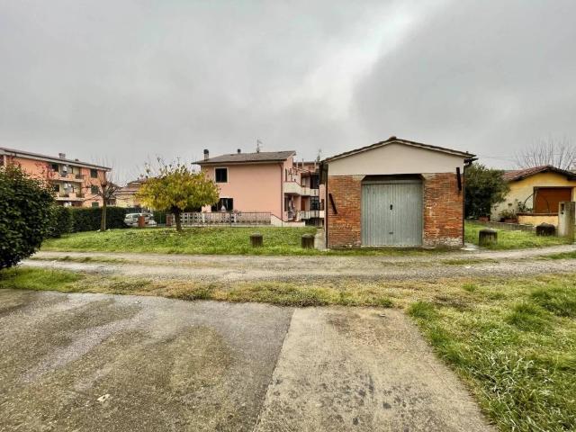 Casa indipendente in vendita a Altopascio LU