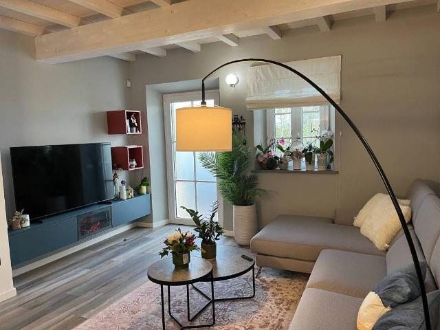 Casa indipendente in vendita a Altopascio LU