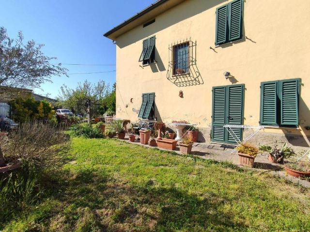 Casa indipendente in vendita a Altopascio LU