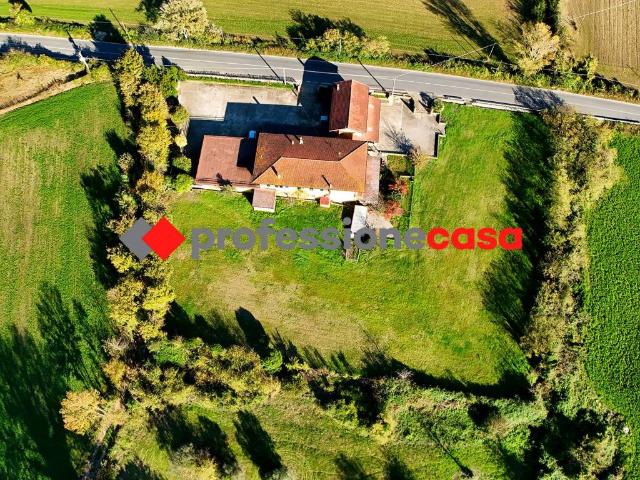 Casa indipendente in vendita a Alvignano CE