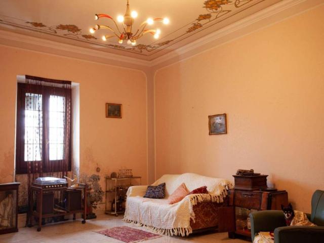Casa indipendente in vendita a Alvito FR