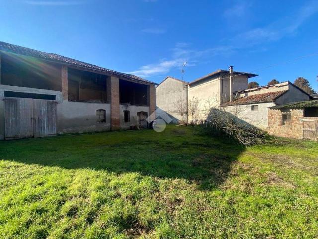 Casa indipendente in vendita a Alzano Scrivia AL