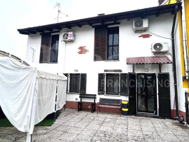 Casa indipendente in vendita a Alagna PV