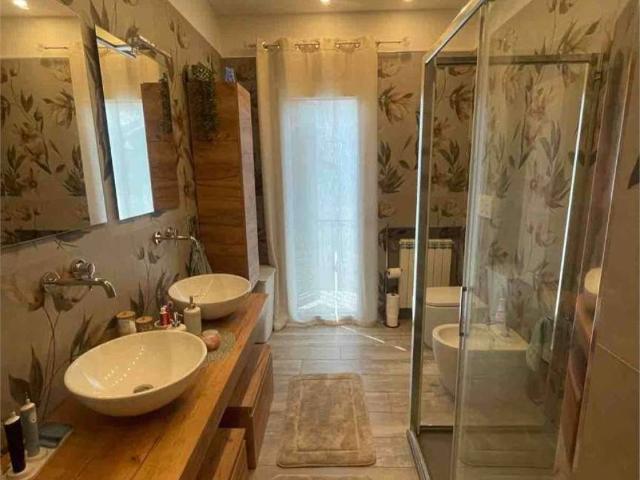 Casa indipendente in vendita a Alagna PV