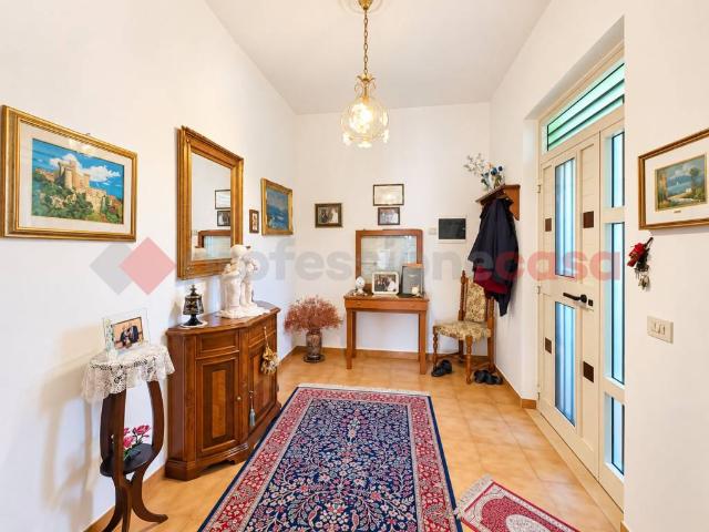 Casa indipendente in vendita a Alatri FR