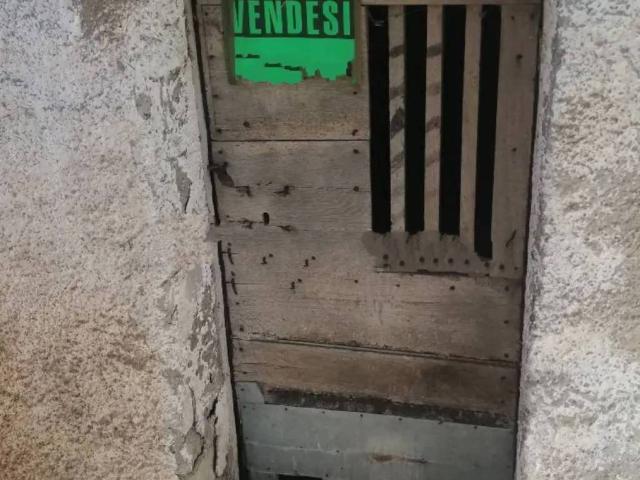 Casa indipendente in vendita a Albano di Lucania PZ