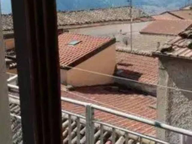 Casa indipendente in vendita a Albano di Lucania PZ