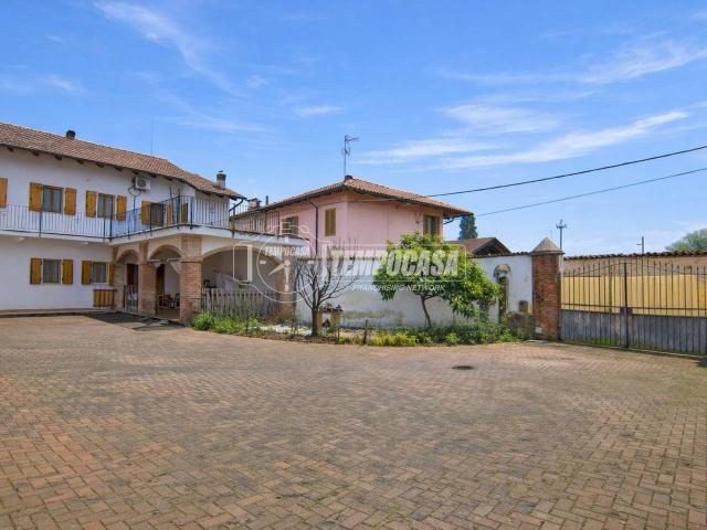 Casa indipendente in vendita a Albano Vercellese