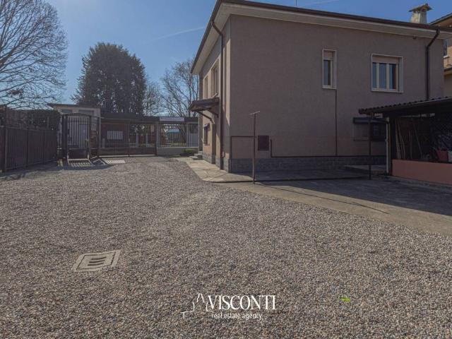 Casa indipendente in vendita a Albairate MI