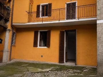 Casa indipendente in vendita a Albavilla CO