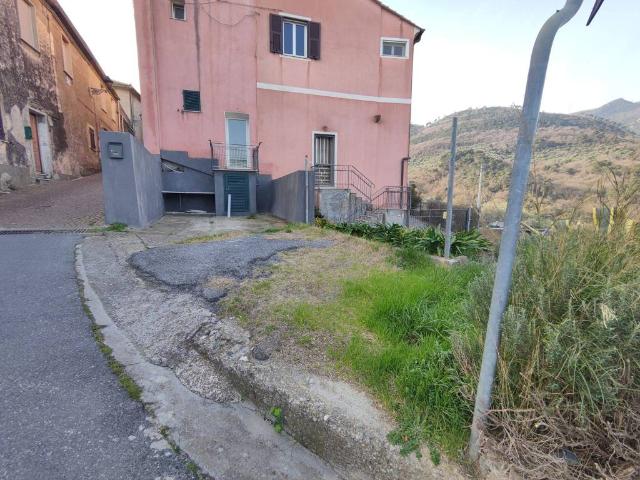 Casa indipendente in vendita a Albenga SV