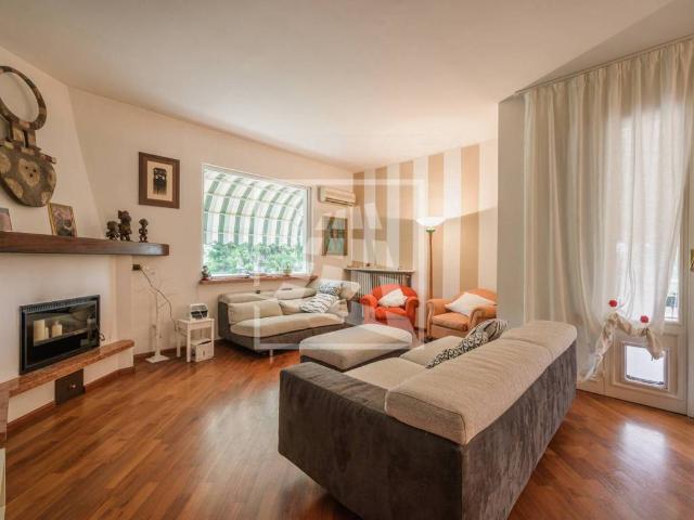 Casa indipendente in vendita a Albinea RE