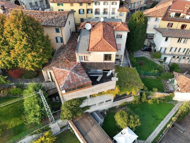Casa indipendente in vendita a Albino BG