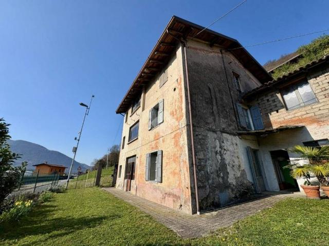 Casa indipendente in vendita a Albino BG