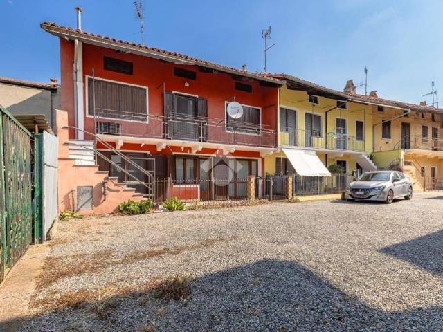 Casa indipendente in vendita a Albiano d'Ivrea TO