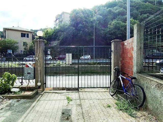 Casa Indipendente in vendita a Albisola Superiore, La Pace