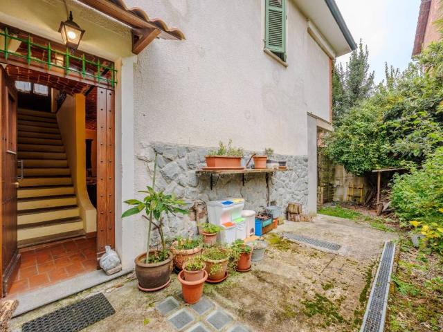 Casa indipendente in vendita a Albugnano AT