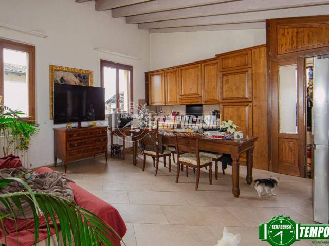 Casa indipendente in vendita a Albuzzano PV