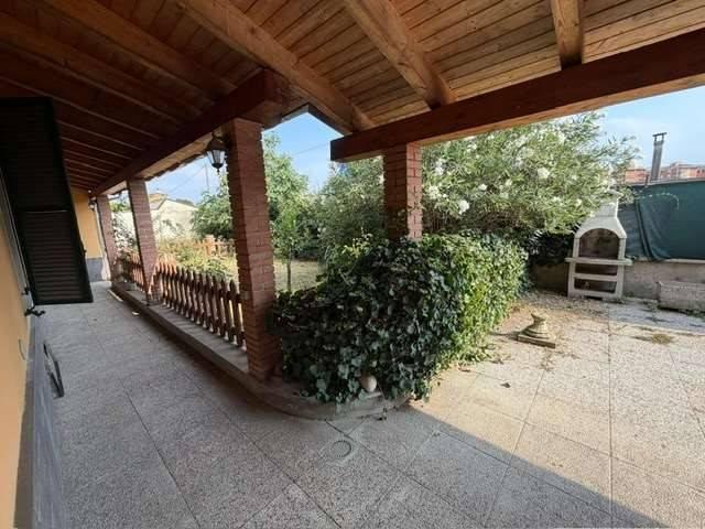 Casa indipendente in vendita a Alessandria AL