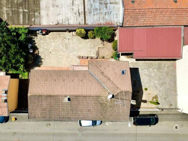 Casa indipendente in vendita a Alessandria AL