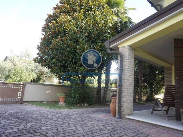 Casa indipendente in vendita a Alfonsine RA