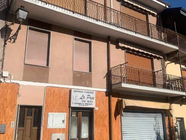 Casa indipendente in vendita a Alice Castello VC