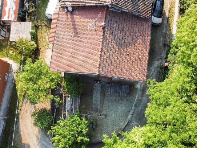 Casa indipendente in vendita a Alice Bel Colle AL