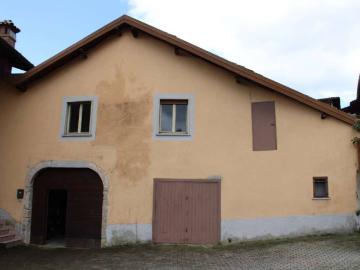 Casa indipendente in vendita a Almenno San Bartolomeo BG