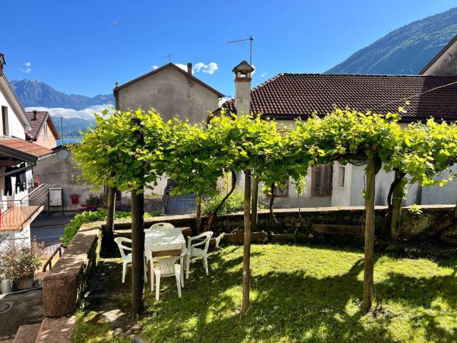 Casa indipendente in vendita a Alpago BL