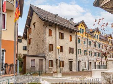 Casa indipendente in vendita a Alpago BL