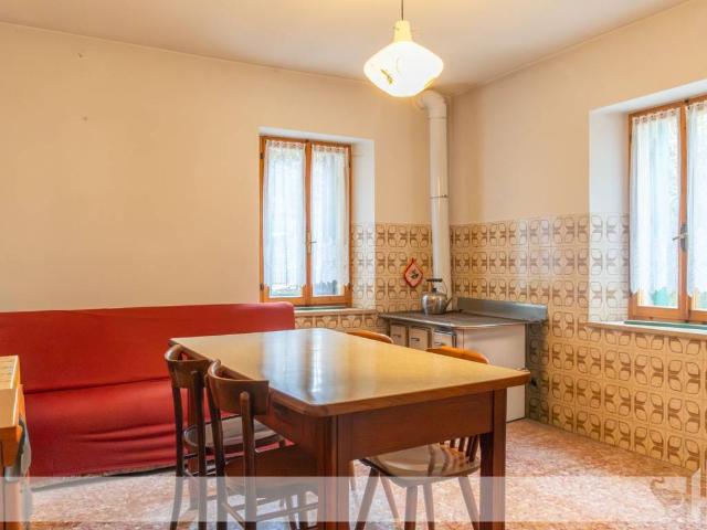 Casa indipendente in vendita a Alpago BL