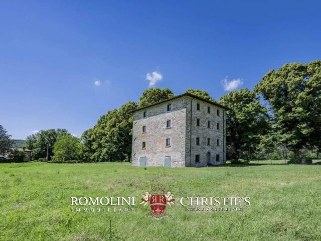Casa indipendente in vendita a Apecchio PU