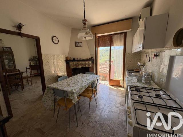 Casa indipendente in vendita a Apecchio PU
