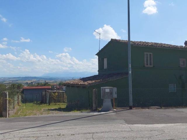 Casa indipendente in vendita a Appignano MC