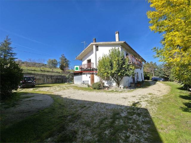 Casa indipendente in vendita a Appignano del Tronto AP