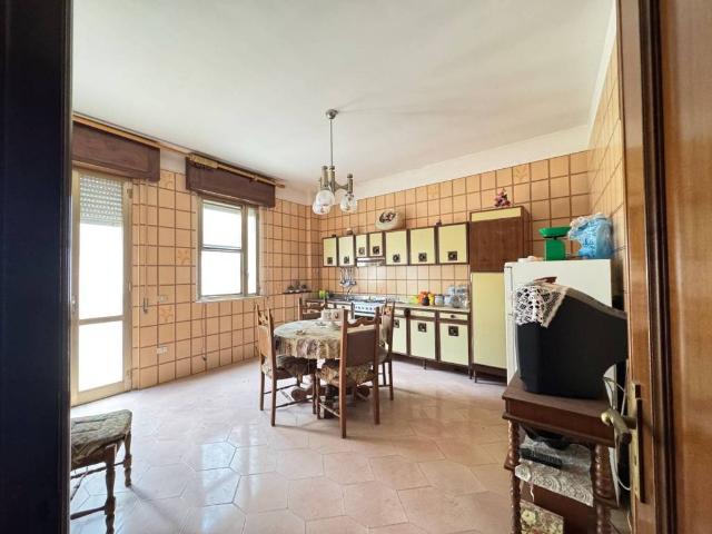 Casa indipendente in vendita a Apricena FG