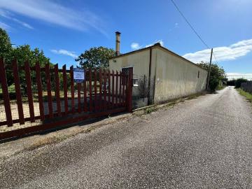Casa indipendente in vendita a Aprilia LT