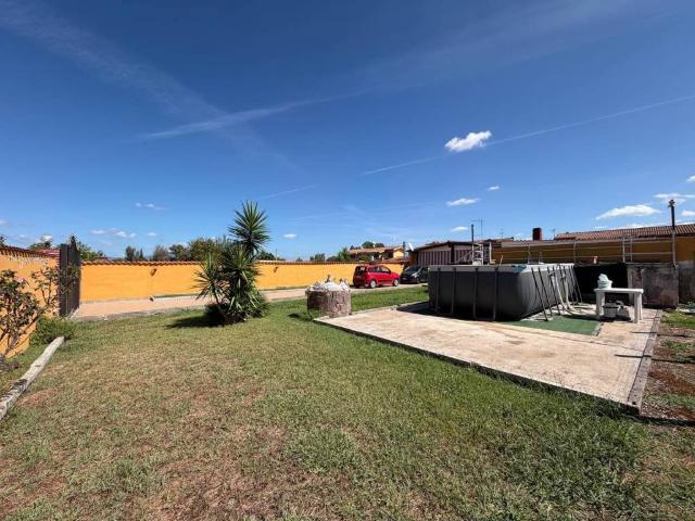 Casa indipendente in vendita a Aprilia LT