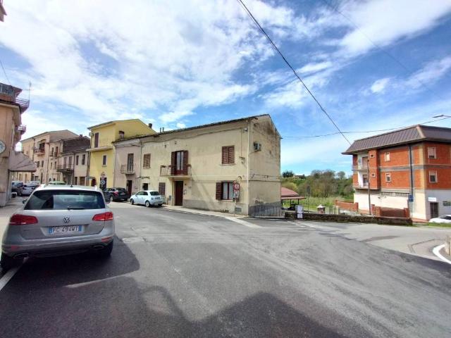 Casa indipendente in vendita a Aquino FR