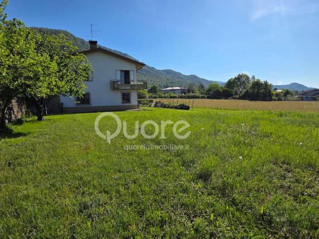 Casa indipendente in vendita a Artegna