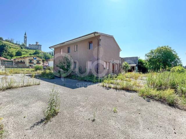 Casa indipendente in vendita a Artegna UD