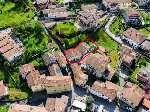 Casa indipendente in vendita a Artogne BS