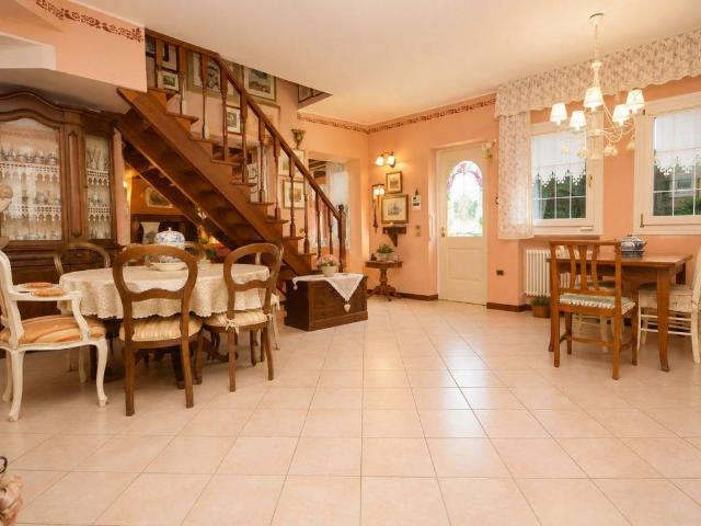Casa indipendente in vendita a Arzignano VI