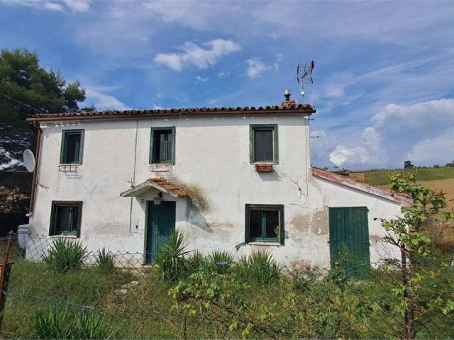 Casa indipendente in vendita a Arcevia AN