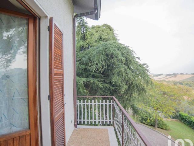 Casa indipendente in vendita a Arcevia AN
