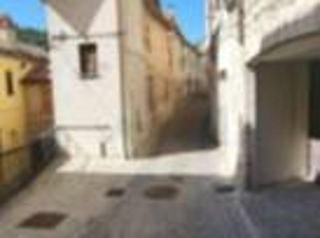 Casa indipendente in vendita a Arcevia AN